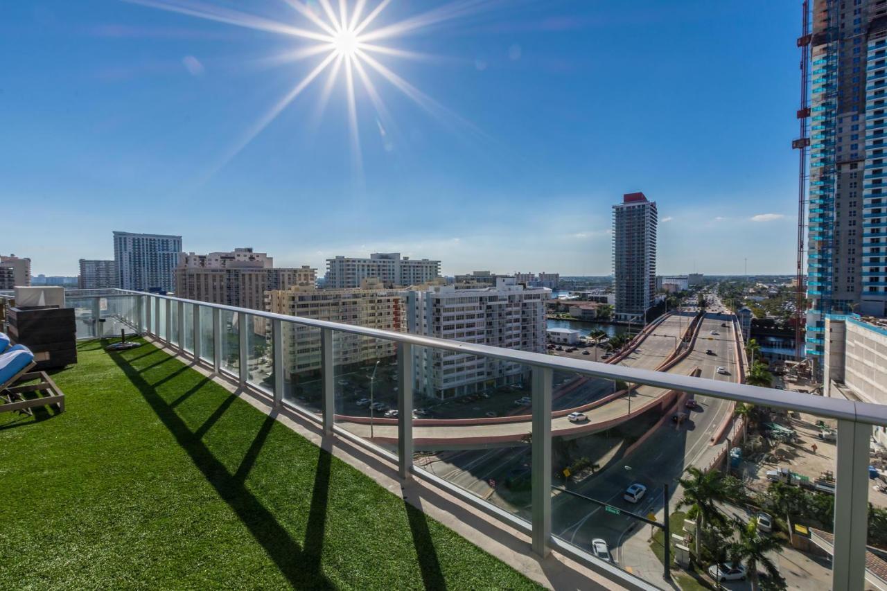 Seashore Resort - 2 Bedroom Right On The Beach Direct Ocean-View With Amenities On The Rooftop Hollywood Exterior photo