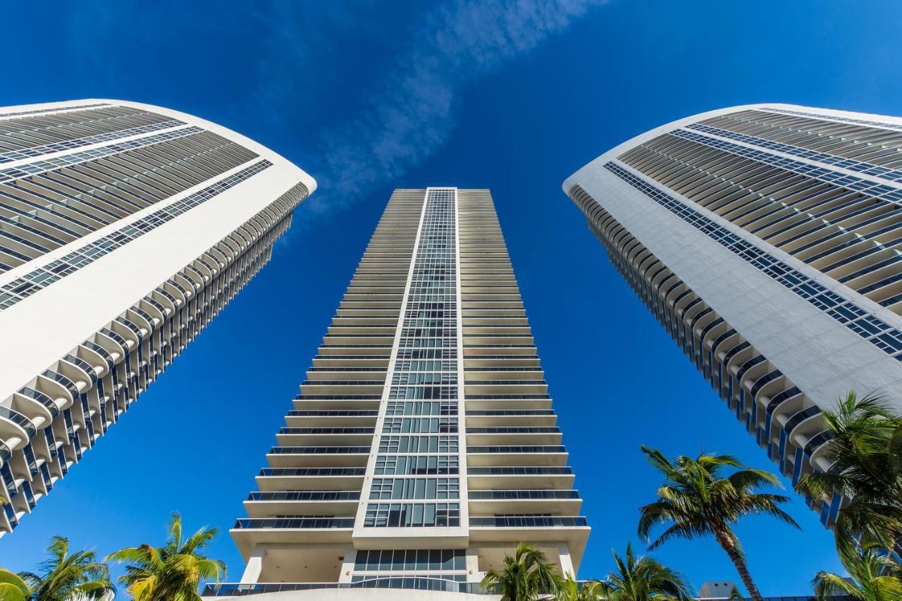 Seashore Resort - 2 Bedroom Right On The Beach Direct Ocean-View With Amenities On The Rooftop Hollywood Exterior photo